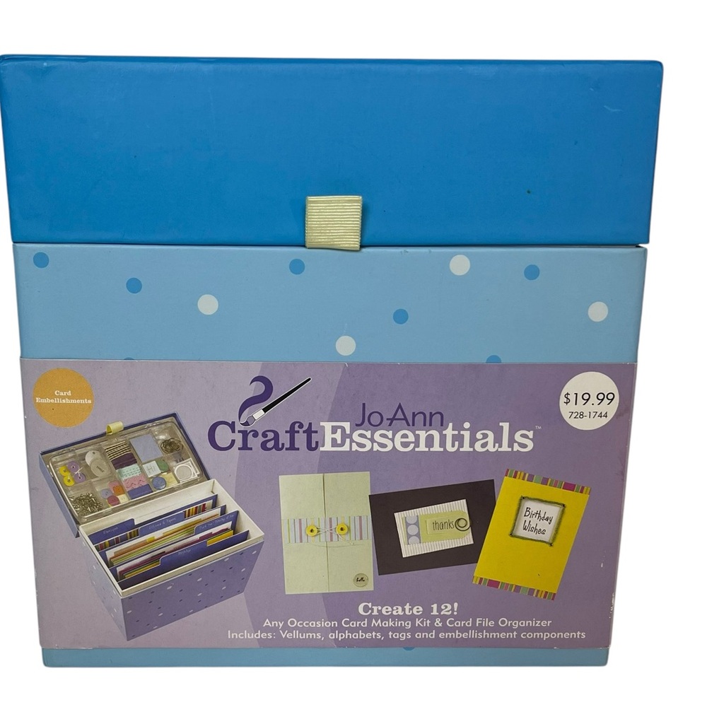 JoAnn Craft Essentials Card Box Makes 12 Cards Plus 5 Card Making kits
